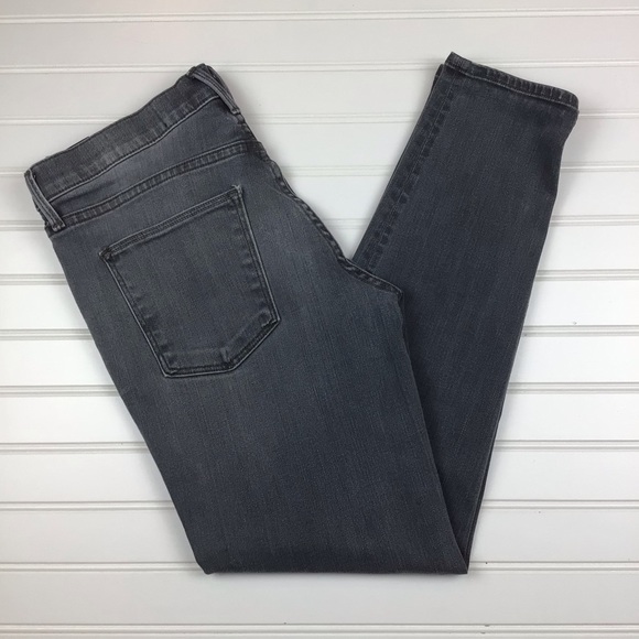 Vince ‘Mason’ Relaxed Rolled Jeans